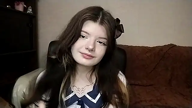Snapshot of Eva_Ange chatting on May 3, 2026, 6:03 pm Eva Ange online show from May 3, 2026, 6:03 pm