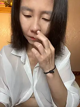 Snapshot of lilysister66 chatting on May 26, 2026, 1:51 pm lilysister66 online show from May 26, 2026, 1:51 pm