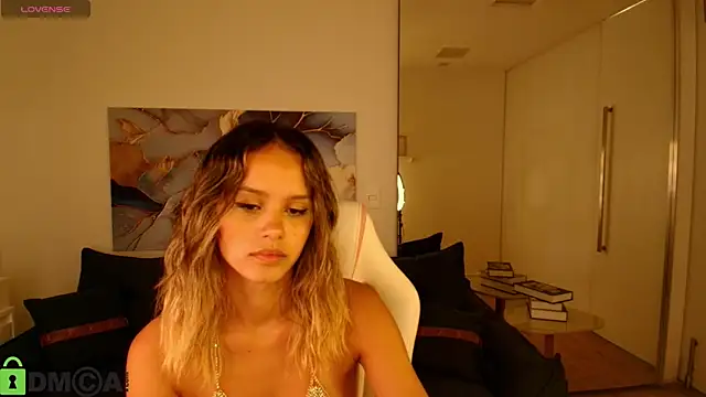 Snapshot of Stacy_Tyler chatting on April 2, 2026, 7:11 pm Stacy Tyler online show from April 2, 2026, 7:11 pm
