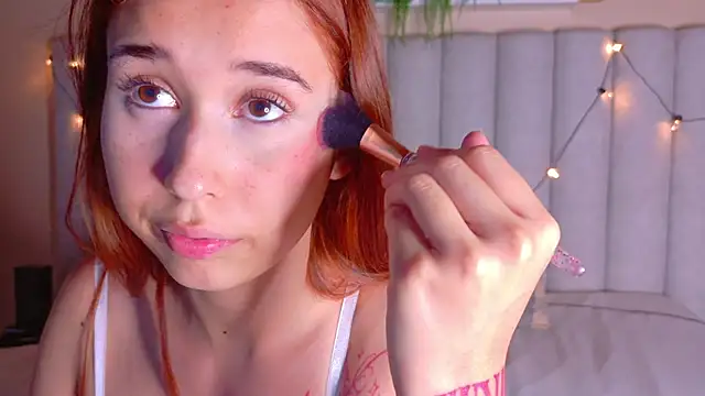 StarrMoon   online show from April 2, 2026, 3:15 am