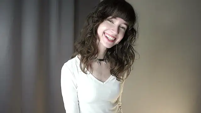 Snapshot of DellaLeck chatting on March 26, 2026, 7:52 pm DellaLeck online show from March 26, 2026, 7:52 pm