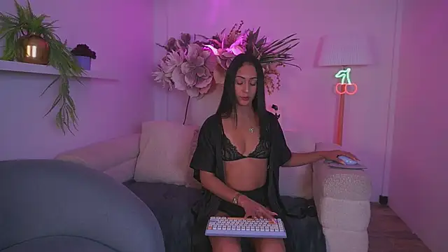 Mia patrick1 online show from March 28, 2026, 11:21 am