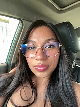 Snapshot of breenda01 chatting on April 6, 2026, 8:54 pm breenda01 online show from April 6, 2026, 8:54 pm