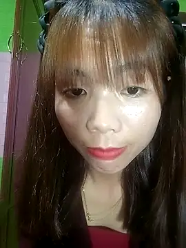 AmyLinee01 online show from April 1, 2026, 3:42 pm