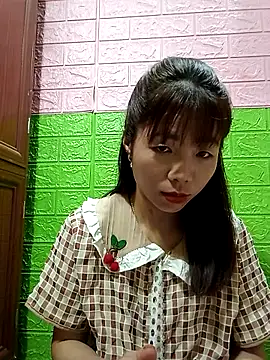 Snapshot of AmyLinee01 chatting on June 29, 2026, 12:39 am AmyLinee01 online show from June 29, 2026, 12:39 am