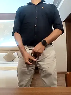 Daddyfuck34 online show from April 5, 2026, 12:46 pm