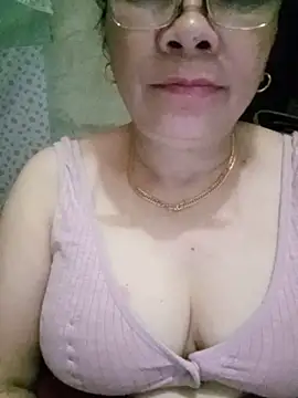 Snapshot of Funsexy1 chatting on June 5, 2026, 3:13 am Funsexy1 online show from June 5, 2026, 3:13 am