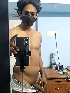 Snapshot of Igcholebhature_lovee chatting on April 15, 2026, 11:50 am Igcholebhature lovee online show from April 15, 2026, 11:50 am