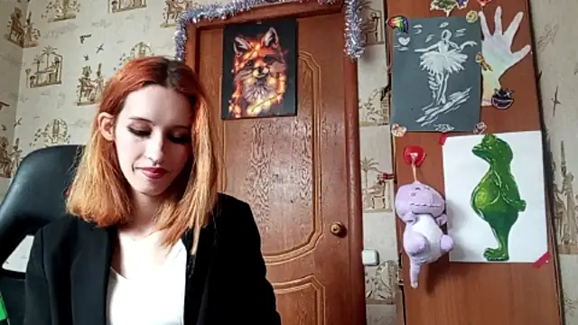SirenFrost online show from April 14, 2026, 11:05 am