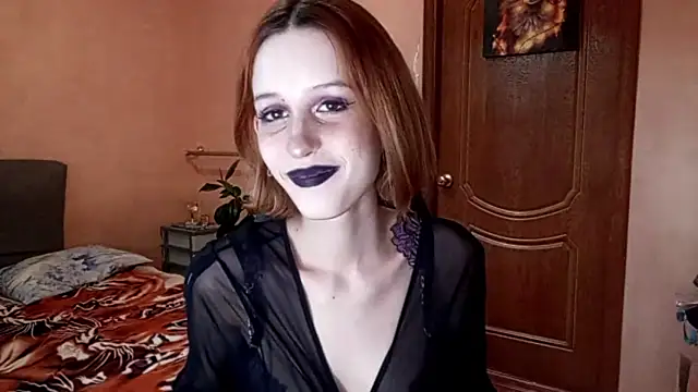 SirenFrost online show from June 26, 2026, 4:11 pm
