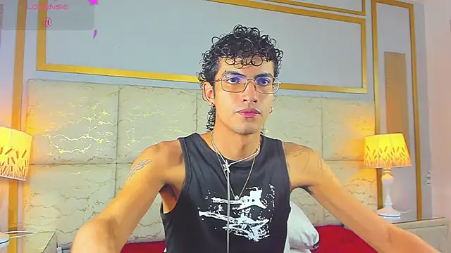 AxelRush online show from July 18, 2026, 7:50 pm