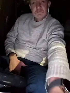 Notiesfuk online show from April 9, 2026, 9:31 pm