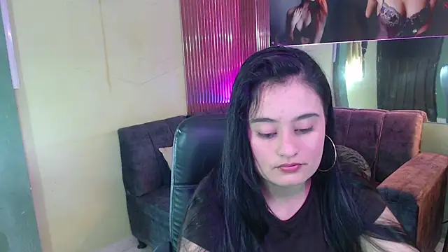 Snapshot of gabriela_tm1 chatting on May 28, 2026, 2:14 pm gabriela tm1 online show from May 28, 2026, 2:14 pm