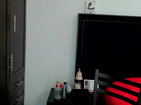 Philip Reid  online show from April 15, 2026, 7:58 pm