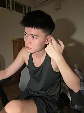 CalvinHY online show from July 10, 2026, 8:00 pm