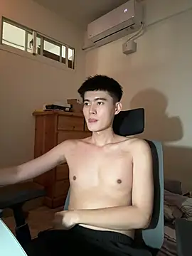 CalvinHY online show from July 13, 2026, 10:45 pm