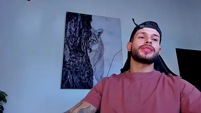 Snapshot of Santos_ramirez1 chatting on June 21, 2026, 2:19 pm Santos ramirez1 online show from June 21, 2026, 2:19 pm