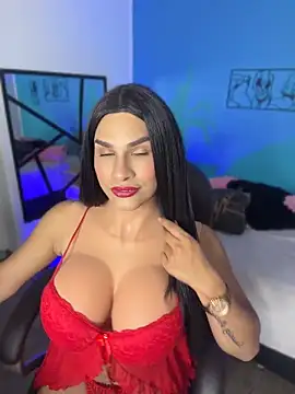 Snapshot of Honey__kiss chatting on July 20, 2026, 10:45 pm Honey kiss online show from July 20, 2026, 10:45 pm