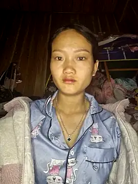 Jolinie online show from May 11, 2026, 4:07 am