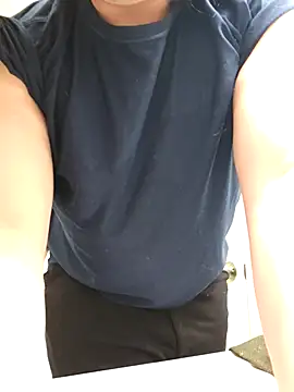 Snapshot of HardMusician chatting on March 22, 2026, 10:02 pm HardMusician online show from March 22, 2026, 10:02 pm