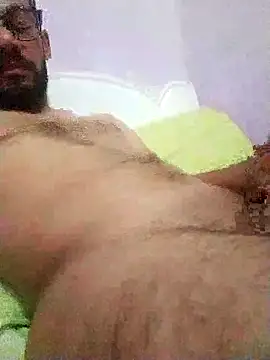 Snapshot of Alimohamed08 chatting on May 15, 2026, 11:56 pm Alimohamed08 online show from May 15, 2026, 11:56 pm