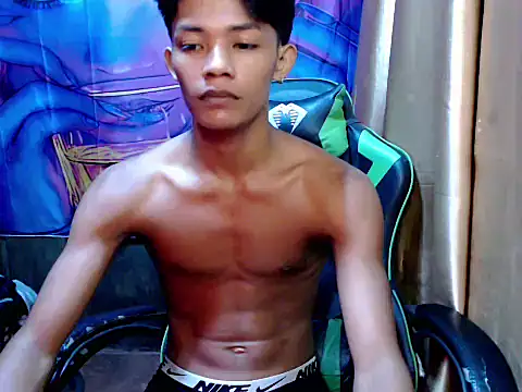 Snapshot of pinoy_lowey18 chatting on March 25, 2026, 6:47 pm pinoy lowey18 online show from March 25, 2026, 6:47 pm