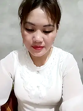 meg 06 online show from April 8, 2026, 1:33 pm