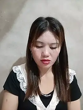 Snapshot of meg_06 chatting on June 14, 2026, 2:24 am meg 06 online show from June 14, 2026, 2:24 am