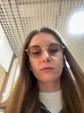 Snapshot of FReyja_44 chatting on March 26, 2026, 10:21 am FReyja 44 online show from March 26, 2026, 10:21 am