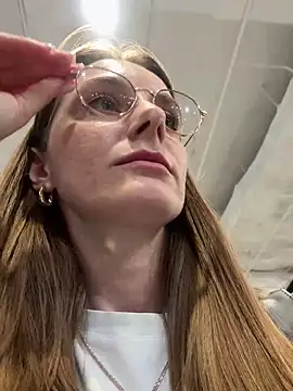 Snapshot of FReyja_44 chatting on March 31, 2026, 12:16 pm FReyja 44 online show from March 31, 2026, 12:16 pm