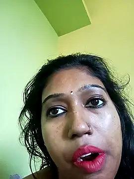 bannerjeesneha20 online show from May 5, 2026, 2:30 am