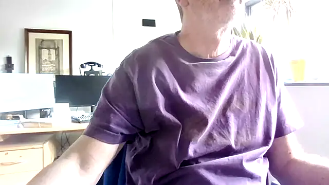 Snapshot of HotLucas66 chatting on March 27, 2026, 3:01 pm HotLucas66 online show from March 27, 2026, 3:01 pm