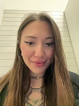 Snapshot of SaintSquirt chatting on April 17, 2026, 9:23 am SaintSquirt online show from April 17, 2026, 9:23 am