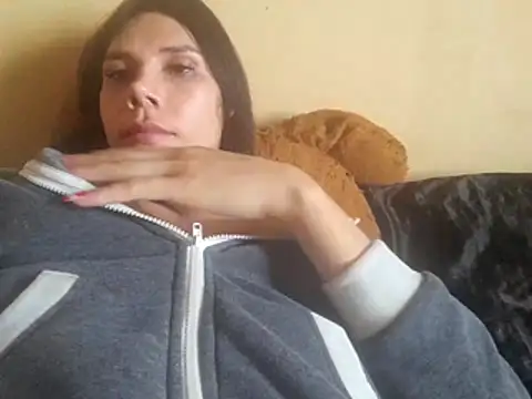 GinaLaFenix online show from August 1, 2026, 4:17 pm
