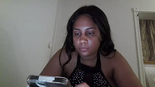 Snapshot of biancadoesit chatting on May 20, 2026, 5:13 am biancadoesit online show from May 20, 2026, 5:13 am