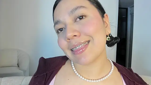 Snapshot of rudyhlowes chatting on June 25, 2026, 8:52 am rudyhlowes online show from June 25, 2026, 8:52 am