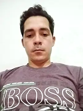 Gabriel leon33 online show from May 19, 2026, 2:51 am