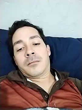 Gabriel leon33 online show from May 23, 2026, 1:44 am