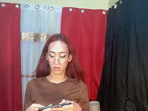 HottestLadyYuna online show from April 18, 2026, 7:58 pm