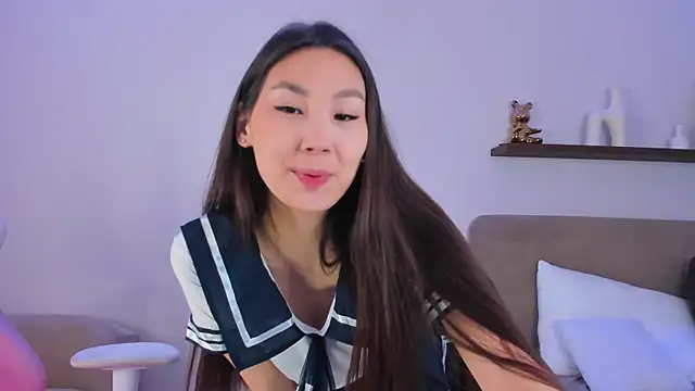 Snapshot of LexieLee chatting on May 4, 2026, 10:11 am LexieLee online show from May 4, 2026, 10:11 am