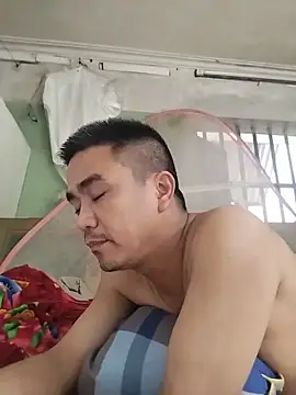 Snapshot of Tinh_love chatting on May 17, 2026, 12:19 am Tinh love online show from May 17, 2026, 12:19 am