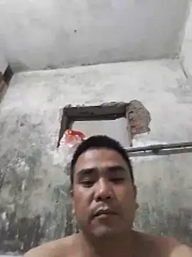 Snapshot of Tinh_love chatting on May 24, 2026, 2:44 pm Tinh love online show from May 24, 2026, 2:44 pm