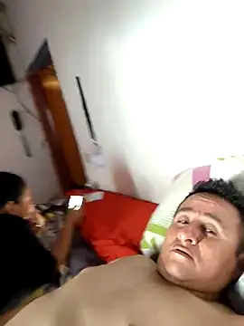 DosAlmasArdientesED online show from April 9, 2026, 6:35 pm