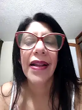 Snapshot of SamanthaRosse01_ chatting on April 7, 2026, 10:59 am SamanthaRosse01 online show from April 7, 2026, 10:59 am