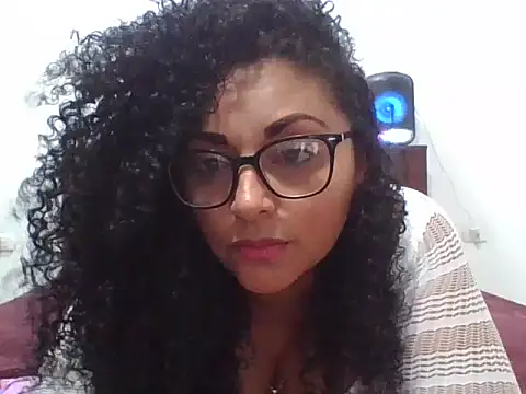lachurca693 online show from May 1, 2026, 3:33 am