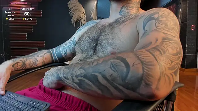 NICK OWEEN26 online show from June 24, 2026, 6:51 pm
