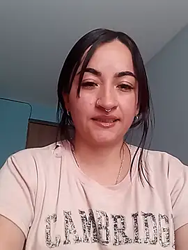 Snapshot of kimberly_peter chatting on July 4, 2026, 9:54 pm kimberly peter online show from July 4, 2026, 9:54 pm