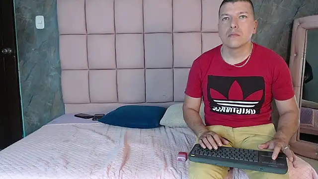 Snapshot of dante_king1 chatting on March 28, 2026, 3:28 am dante king1 online show from March 28, 2026, 3:28 am