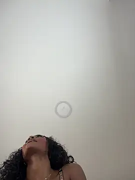 Snapshot of Ayra-starh chatting on March 29, 2026, 7:58 pm Ayra-starh online show from March 29, 2026, 7:58 pm