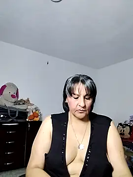 Merlyna Goldenss online show from April 22, 2026, 2:58 am